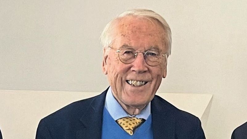 Der langjährige geschäftsführende Gesellschafter der Hamburger Dello-Gruppe, Kurt Kröger, ist gestorben.(Bild:  Lensch & Bleck)