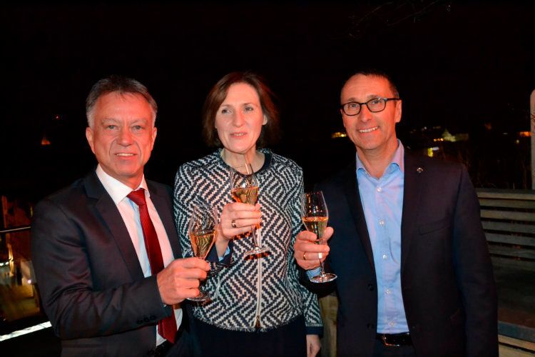 Glückliche Gewinner: (v.li.) Wolfgang Wuttke, Beater Müller und Wolfgang Blendorf. (Foto: Mauritz)
