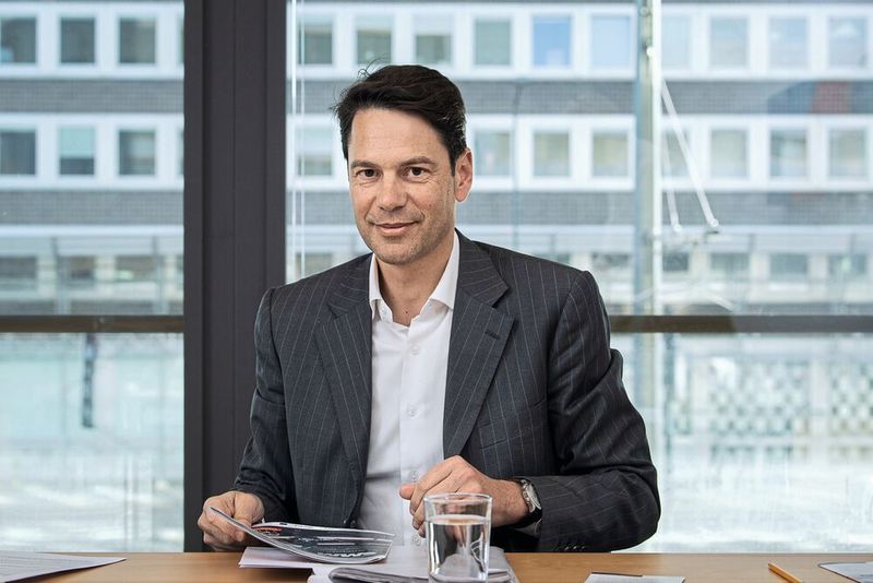 «Wir müssen intensiv daran arbeiten, Mädchen für Technik zu begeistern und die Barrieren für Mädchen beispielsweise in den MINT-Berufen abzubauen.» Dr. Stefan Brupbacher, Direktor Swissmem  (Thomas Entzeroth)