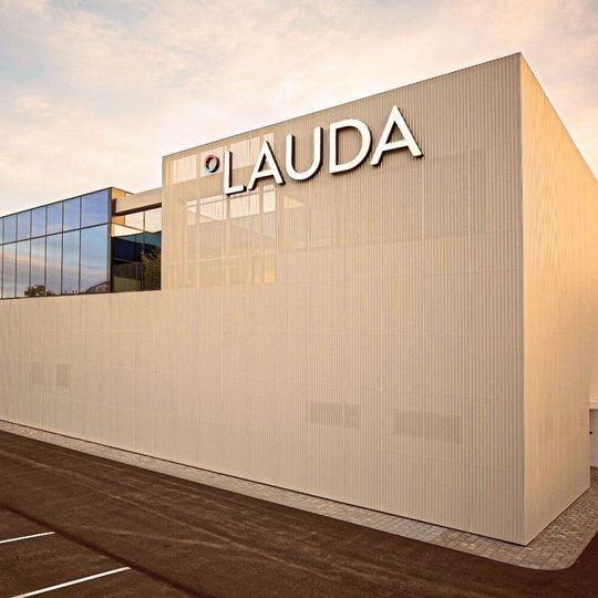 Der neu gebaute Lauda-Produktionsstandort im spanischen Terrassa Der neu gebaute Lauda-Produktionsstandort im spanischen Terrassa