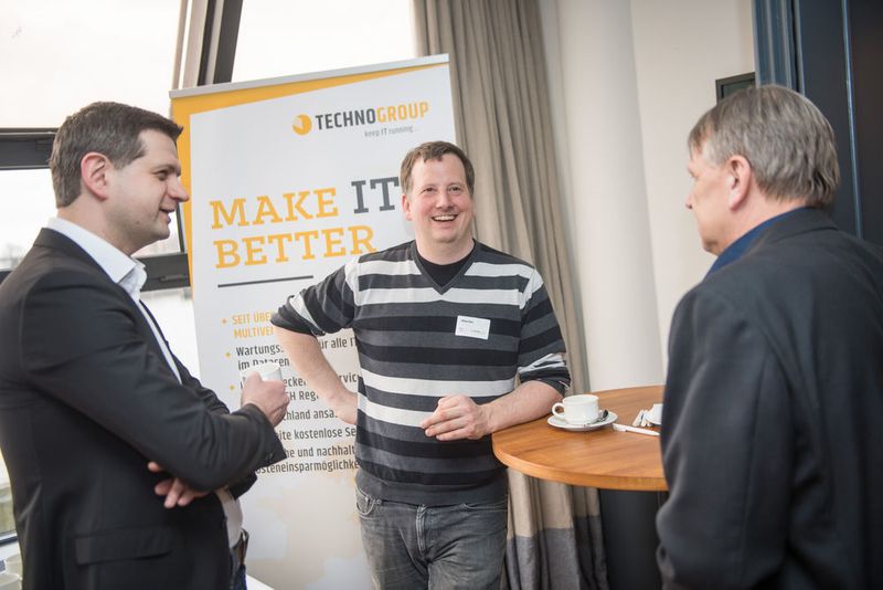 Philipp Päper (m.) fühlte sich sichtlich wohl. (Bild: losstech)