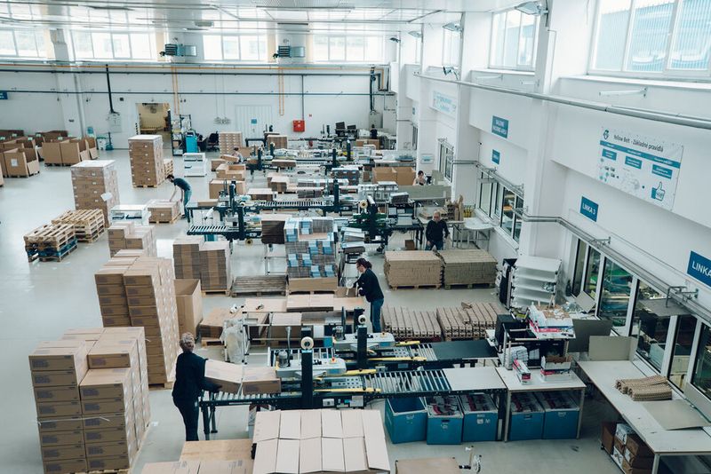 Die aufbereiteten und befüllten Kartuschen werden verpackt und gehen wieder in den Vertrieb. (Bild: Brother)