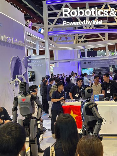 Bei Intel fand man Humanide Roboter. (Bild: Vogel IT-Medien)