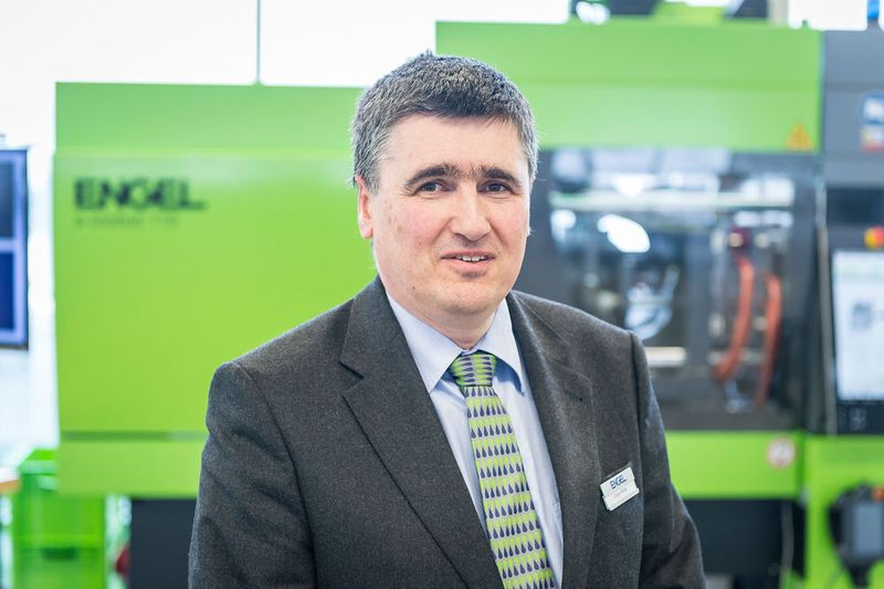 Das Interesse an Liquidmetal war bereits vor der Veranstaltung immens, was die hohe Anmeldungszahl widerspiegelt, erklärt Claus Wilde, Geschäftsführer Engel Deutschland zum ersten Liquidmetal-Forum in Stuttgart. (Bild: Engel)