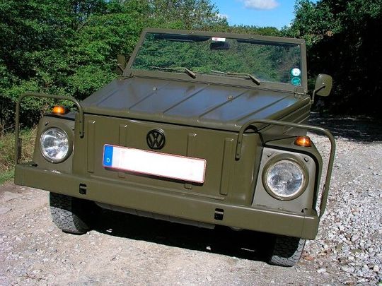 After the first "Kübel" and the Schwimmwagen, Volkswagen has made itself popular with the Bundeswehr with this Kübel here, as well as with the VW Bus. Now there are initial reports that the armored vehicle track could also be used.(Source:  Volkswagen)