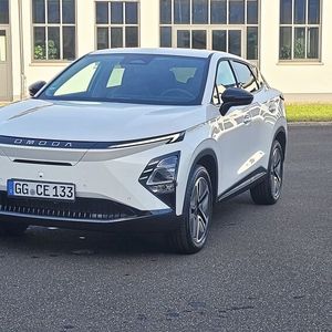 Das C-SUV Omoda 5 soll ab 2025 auch in Deutschland erhältlich sein.(Bild:  Wehner - VCG)