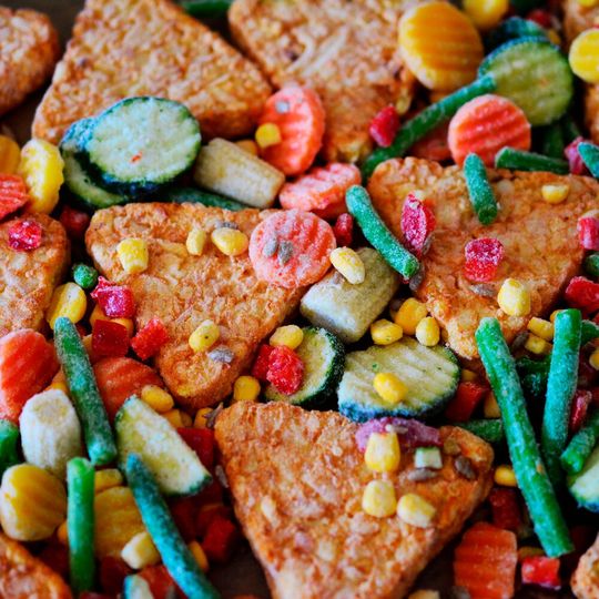 Der Pro-Kopf-Verbrauch von Tiefkühlkost stieg 2023 auf einen Rekordwert von 49,4 kg (2022: 47,7 kg).(Bild:  frei lizenziert /  Pixabay)