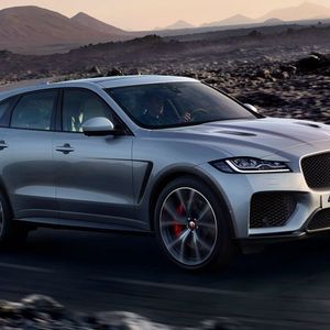 Jaguar präsentiert den Jaguar F-PACE SVR auf der New York International Auto Show.(Bild:  Jaguar)
