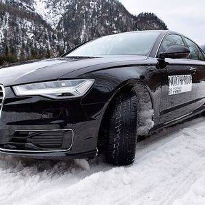 Das asymmetrische Profil des Nokian WR A4 verbindet sportliche Fahreigenschaften mit hohem Grip.