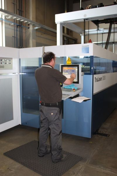 Durch die Schnittstelle kommuniziert die SAP mit act/cut hinsichtlich Lagerverwaltung und Fertigungsdaten. (Bild: RBT Rehm Blechtec)