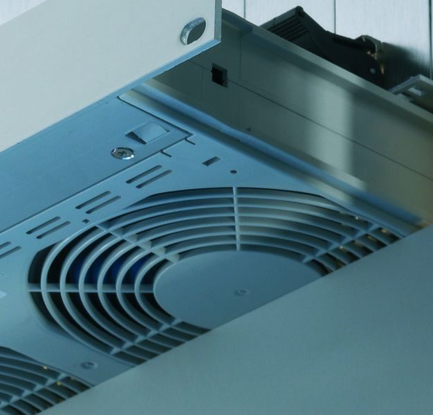 Bild 3: Hotswap-fähige Lüftereinheit (Archiv: Vogel Business Media)