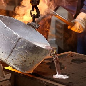 MGH stellt aus flüssigen Aluminiumlegierungen technisch anspruchsvolle Gussteile her, die bei Bedarf spanend weiterverarbeitet werden.