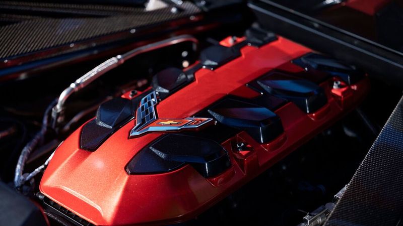 Der V8 in der Version Grand Sport kommt auf 399 kW/542 PS. (Bild: Chevrolet)
