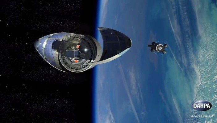 Absprengen der Nutzlastverkleidung. (Bild: DARPA)