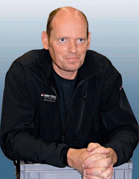 Jan Koop, Inhaber und CEO der BR TEC Bühler AG: Ganz besonders wichtig ist, dass die Laseranlage sowohl das Härten als auch das Pulverauftragschweißen ermöglicht. Bilder: Precitec (Archiv: Vogel Business Media)