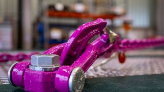 Ein Vorteil des Zurrpunktes ACP-Turnado ist seine automatische Selbstausrichtung in Zugrichtung. (Bild: RUD)