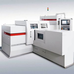 Verzahnungswalzanlage Rollex HP zum Kaltwalzen von Kerb- und Steckverzahnungen mit modernem Steuerungskonzept und Servomechanik.(Bild:  Profiroll)