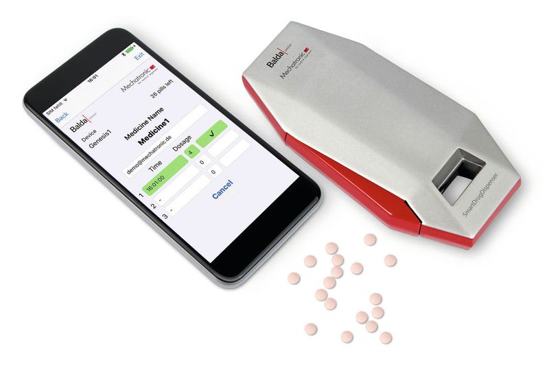 Für den Prototyp dieses Dosiergeräts, das älteren und dementen Patienten die korrekte Einnahme ihrer Medikamente ermöglichen kann, hat die Mechatronic AG zusammen mit ihrem Entwicklungspartner Balda Medical den Devicemed-Award zur Compamed 2015 in der Kategorie Produkte erhalten.  (Mechatronic)