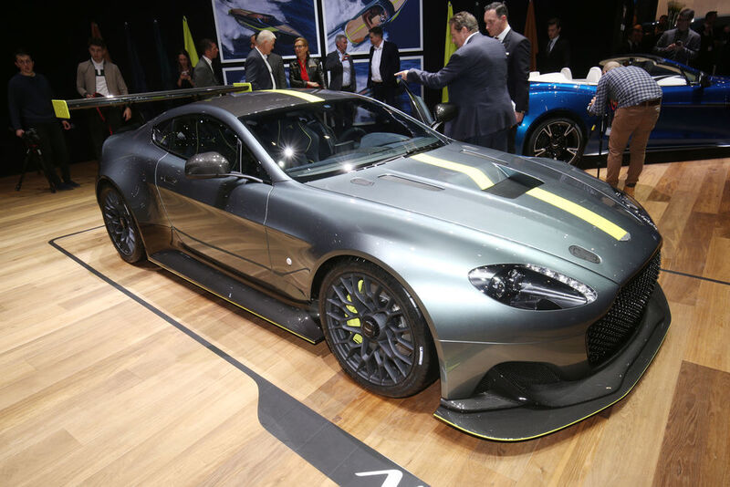Aston Martin hat ein erstes Produkt seiner neu gegründeten Rennsportabteilung mitgebracht, den Vantage AMR Pro. (Newspress/Jakob Ebrey)