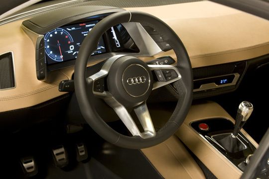 Das puristische Cockpit des Sport Quattro. (Archiv: Vogel Business Media)