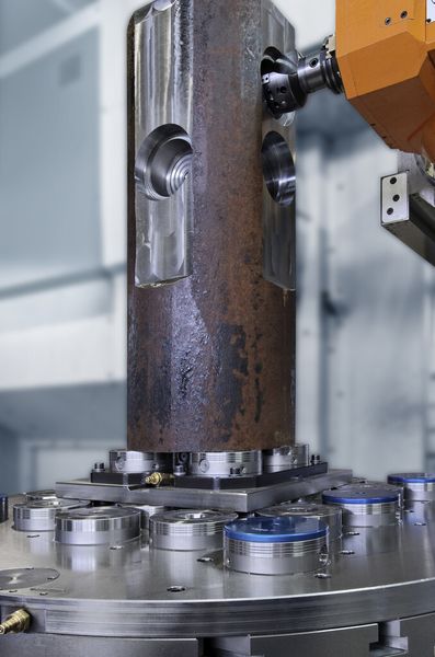 Auch bei extremen Querkräften gewährleistet VERO-S mit Einzugkräften von bis zu 40.000 N eine maximale Steifigkeit und Präzision. (Bild: Schunk)