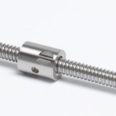 Festo Gewindetriebe mit hohem Wirkungsgrad und langer Lebensdauer bei kleinem Bauraum: Diese Merkmale sprechen Kunden in der Elektronik- und Kleinteilefertigung sowie in den Life Sciences ganz besonders an.  (Bild: Festo)