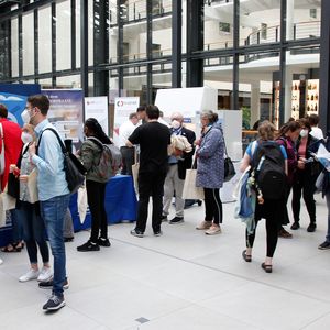 Mit rund 420 Besuchern war die Messe die bislang bestbesuchte LAB-SUPPLY 2022. Es folgen dieses Jahr noch Veranstaltungen in Hamburg, Dresden, Sindelfingen und Münster.    Mehr Infos zu den kommenden LAB-SUPPLY-Messen finden Sie auf www.lab-supply.info. ()