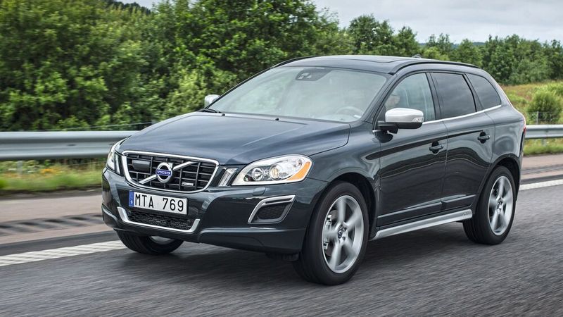 Wegen unzulässiger Abschalteinrichtungen droht 1.700 Volvo XC60 in Deutschland die Stilllegung.(Bild:  Volvo)