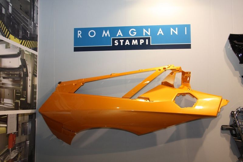 this compression moulded exterior part for Lamborghini. (Source: Culp)