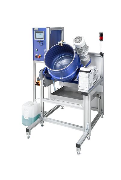 Bei den Tellerfliehkraftanlagen der CF-Serie von Otec lässt sich der Spalt zwischen Behälter und Teller so weit minimieren, dass keine Teile verklemmen. (Otec)