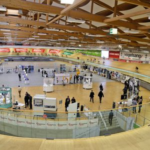 Eindrückliche Location: Rund 350 Besucher zog es anlässlich des Robomize-Events nach Grenchen ins Velodrome.