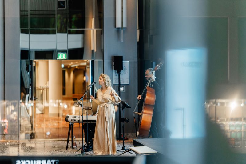 ... und Musik. (Offenblende/Valentin)