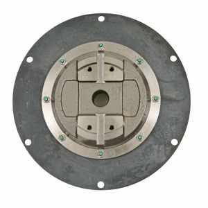 TCP entwickelte eine kundenspezifische Konfiguration für einen Traktorenhersteller, die Wellenlagerung und Kupplung in einer einzigen Baugruppe vereint. Die Federkupplungsserie von TCP steht in verschiedenen Ausführungen zur Verfügung.