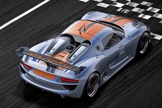 Der RSR ist noch ein Prototyp. Das Serien-Coupé wird es wohl erst ab 2014 geben. (Archiv: Vogel Business Media)
