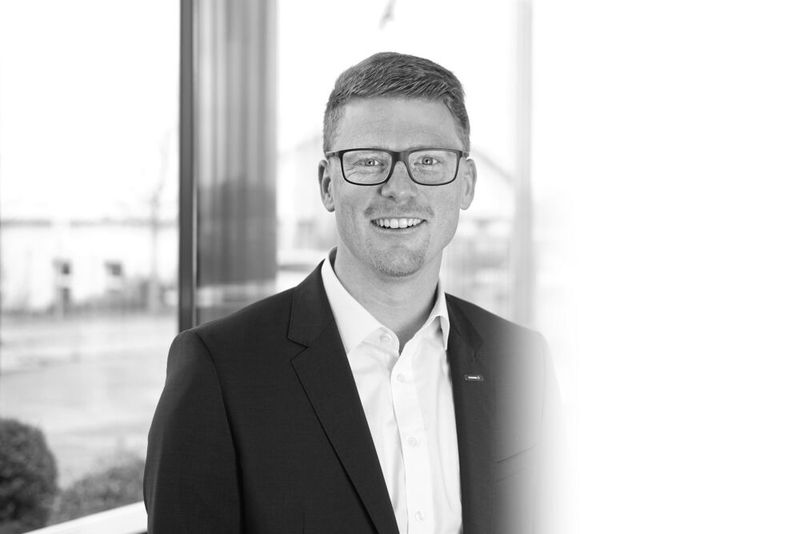 Autor Florian Hübsch ist Director Product Sales Robot Accessories bei der SCHUNK GmbH & Co. KG (Bild: SCHUNK GmbH & Co. KG)