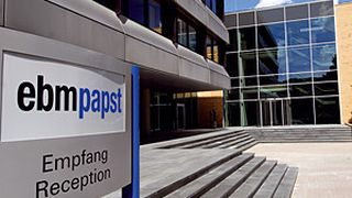 So sieht heute die Unternehmenszentrale von EBM-Papst Mulfingen aus. Die Anfänge ... (Bild: EBM-Papst)