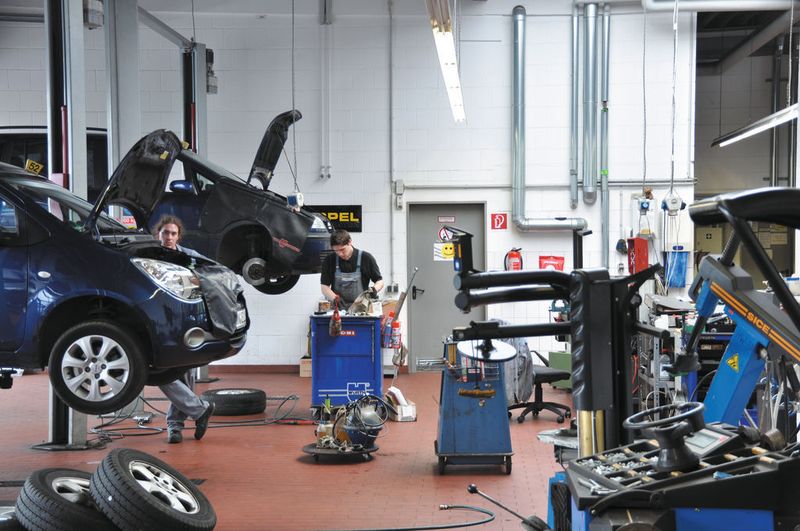 Regelmäßige Trainingsmaßnahmen im Service sind für Kristina Neff ein wichtiger Erfolgsfaktor. (Archiv: Vogel Business Media)