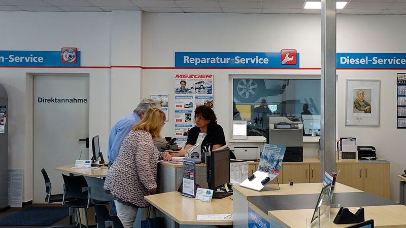 Reparaturfinanzierung werden von vielen Kfz-Betrieben noch stiefmütterlich behandelt. Denn das Potenzial ist durchaus vorhanden, das Angebot kommt jedoch noch viel zu selten. (Bild:  Schreiner – VCG)