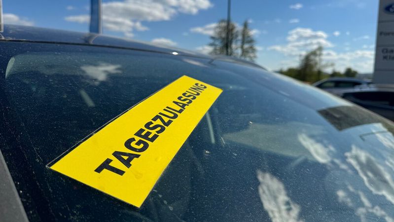 Sind wir schon wieder im Preiskrieg? Das möchte »kfz-betrieb« mit einer Kurzumfrage unter Händlern herausfinden.(Bild:  Achter – VCG)