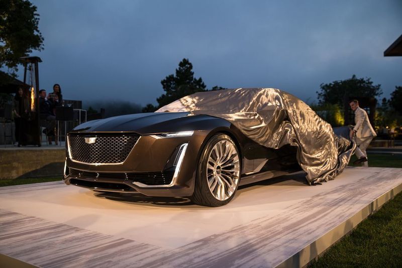Cadillac inszenierte die Enthüllung des Escala Concept. (Cadillac)