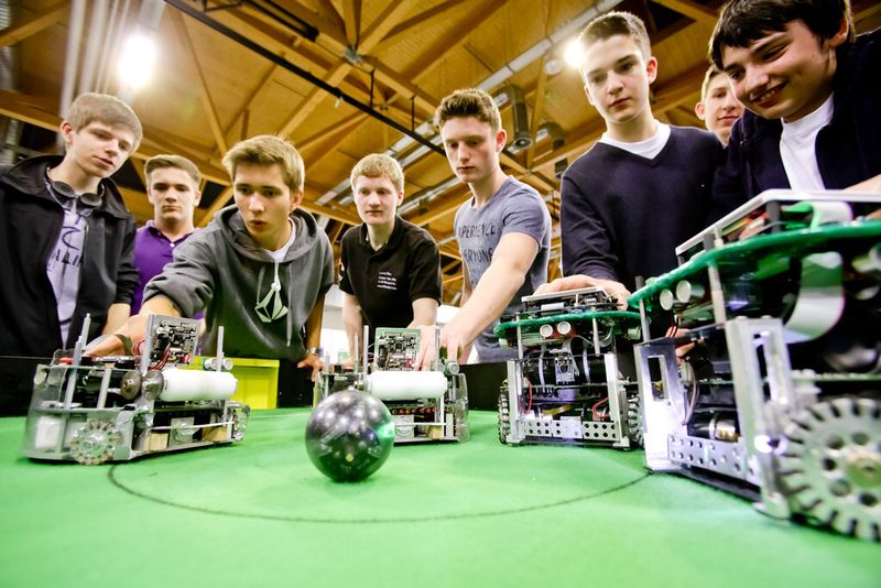 Spannender Roboterwettbewerb: Rückblick auf den Robocup 2013. (Bild: Robocup/Andreas Lander)