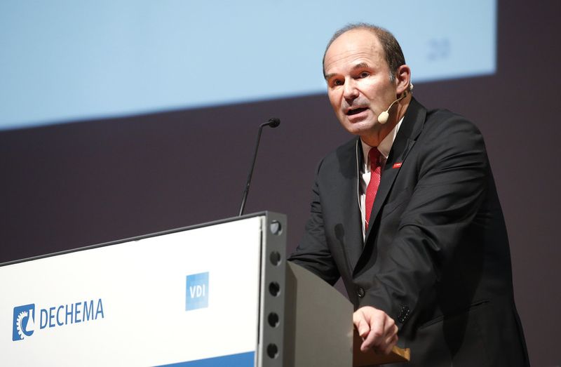 Mehr als 1.300 Wissenschaftler aus Industrie, Hochschulen und Forschungseinrichtungen treffen sich vom 30. September bis zum 2. Oktober in Aachen. Im Mittelpunkt der Veranstaltung steht diesmal die Frage, wie chemische Verfahrenstechnik und Biotechnologie die Zukunft gestalten können. (Bild: Dechema/Mika Volkmann)