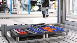 Neue Fähigkeiten können einfach in die Modell-Anlage integriert werden. (SmartFactory-KL/A.Sell)