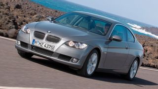 In Deutschland sind über 430.000 Exemplare des BMW 3er von dem Rückruf betroffen. (Bild: BMW)