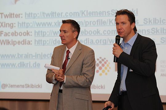 Traditionell eröffnet wird der Kongress von einem namhaften Referenten, der aktuelle Themen beleuchtet. In diesem Jahr hielt Social-Media-Experte Prof. Dr. Klemens Skibicki den Key-Note-Vortrag über Social Media. (Archiv: Vogel Business Media)