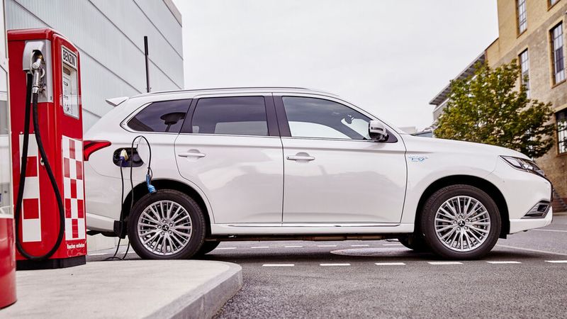 Mitsubishi-Outlander-PHEV(Bild:  Hersteller)