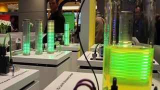 Wie die durchgängige Kommunikation durch Einsatz der IO-Link-Technik die Effizienz verbessert, zeigt Balluff auf sechs verschiedenen Objekten auf der Hannover-Messe. (Bild: Reinhold Schäfer)