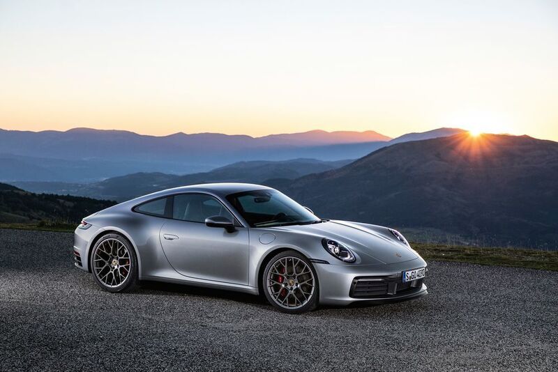 In dieser Liga steht Porsche unangefochten an der Spitze. Im vergangenen Jahr entschlossen sich weltweit 256.255 Kunden, den Produkten aus Stuttgart-Zuffenhausen ihr Vertrauen zu schenken.  (Porsche)