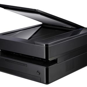 Das SCX-4500 vereint die Funktionen Drucken, Scannen und Kopieren – bei einer Höhe von 16 Zentimetern.