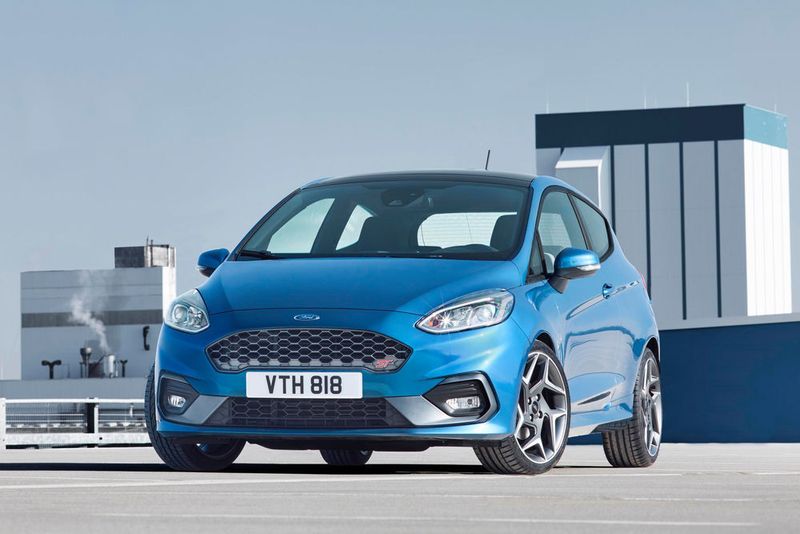 Ab Juli 2018 gibt es den Fiesta auch in der sportlichen ST-Version. (Ford)